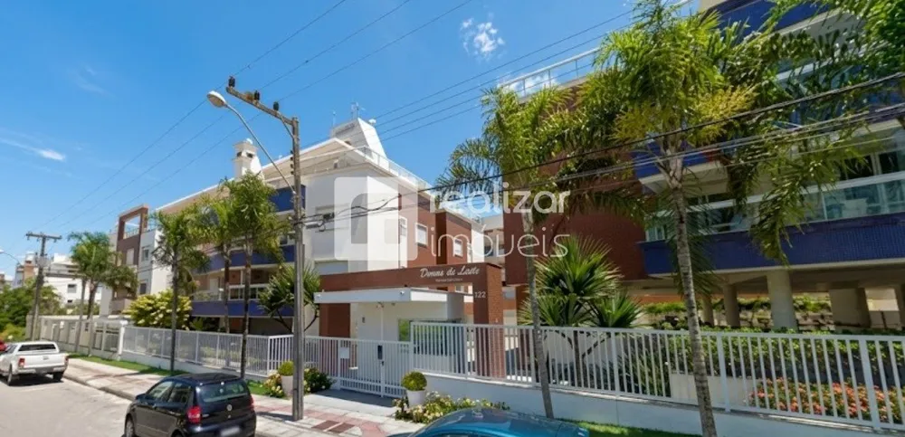Cobertura, 3 quartos, 207 m² - Foto 1