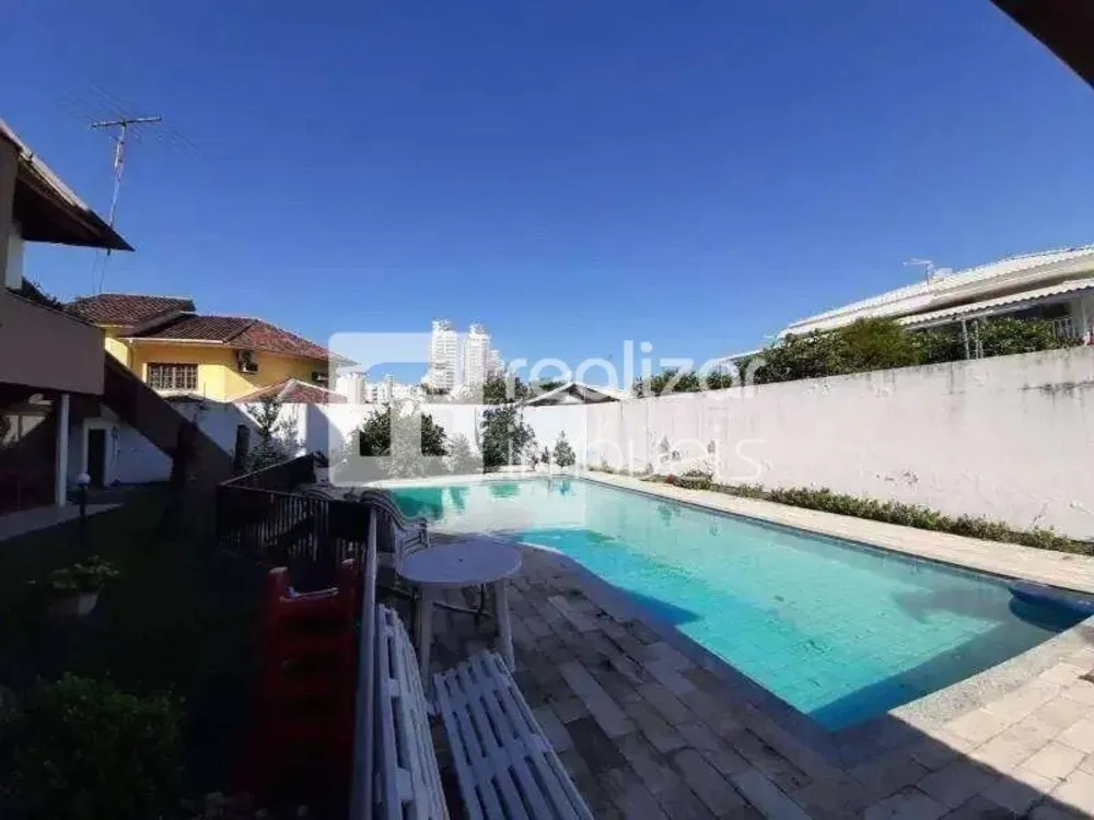 Casa, 3 quartos, 300 m² - Foto 15