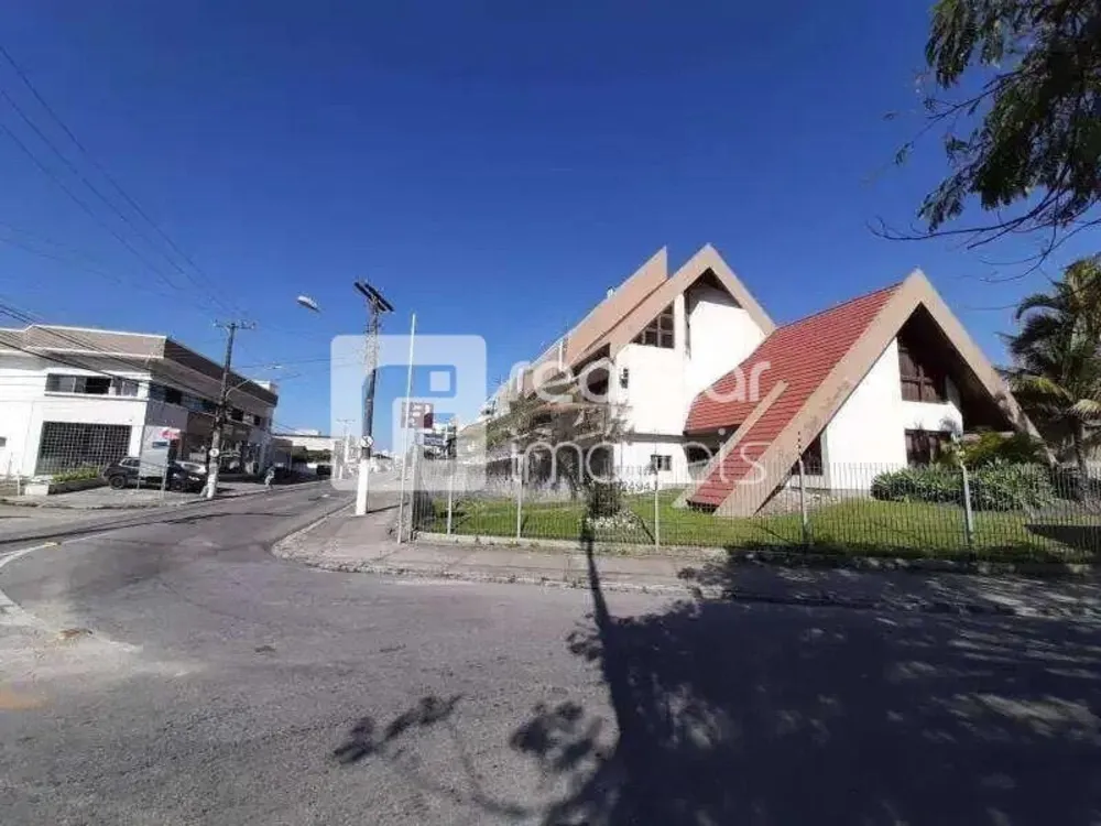 Casa, 3 quartos, 300 m² - Foto 3