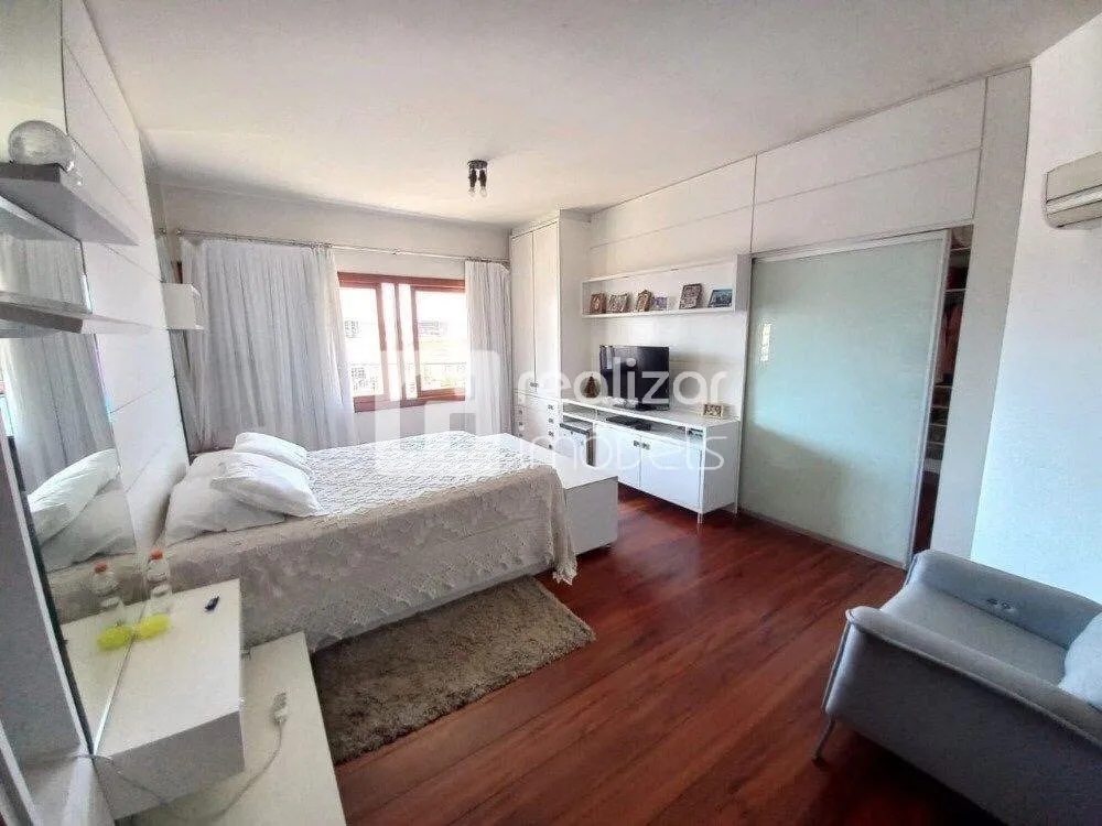 Casa, 3 quartos, 300 m² - Foto 12