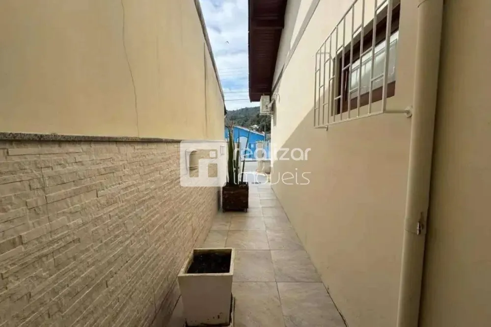 Casa, 3 quartos, 260 m² - Foto 13