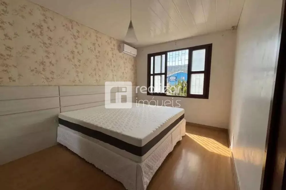 Casa, 3 quartos, 260 m² - Foto 2
