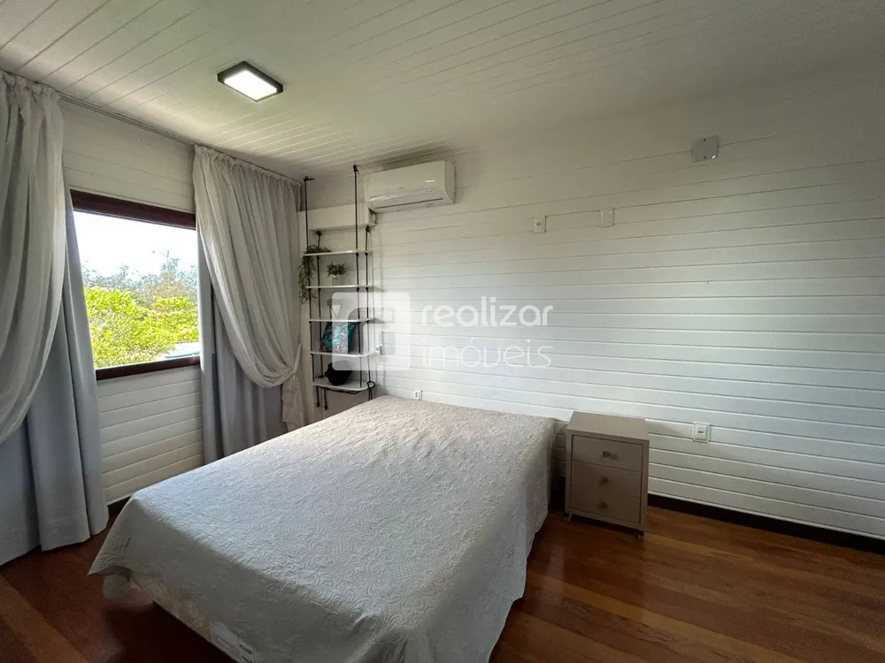 Casa, 3 quartos, 264 m² - Foto 7