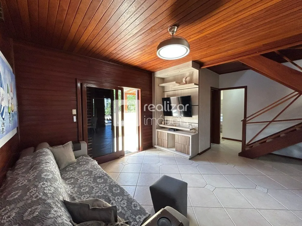 Casa, 3 quartos, 264 m² - Foto 4