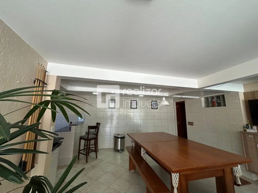 Casa, 3 quartos, 264 m² - Foto 11