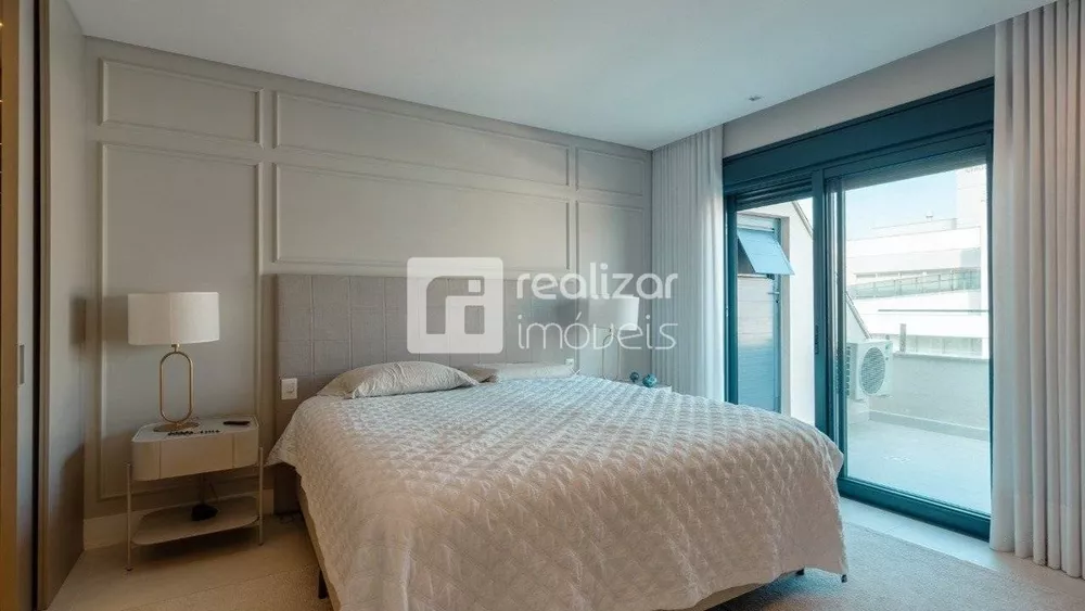 Apartamento, 4 quartos, 198 m² - Foto 1