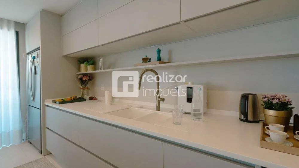 Apartamento, 4 quartos, 198 m² - Foto 2