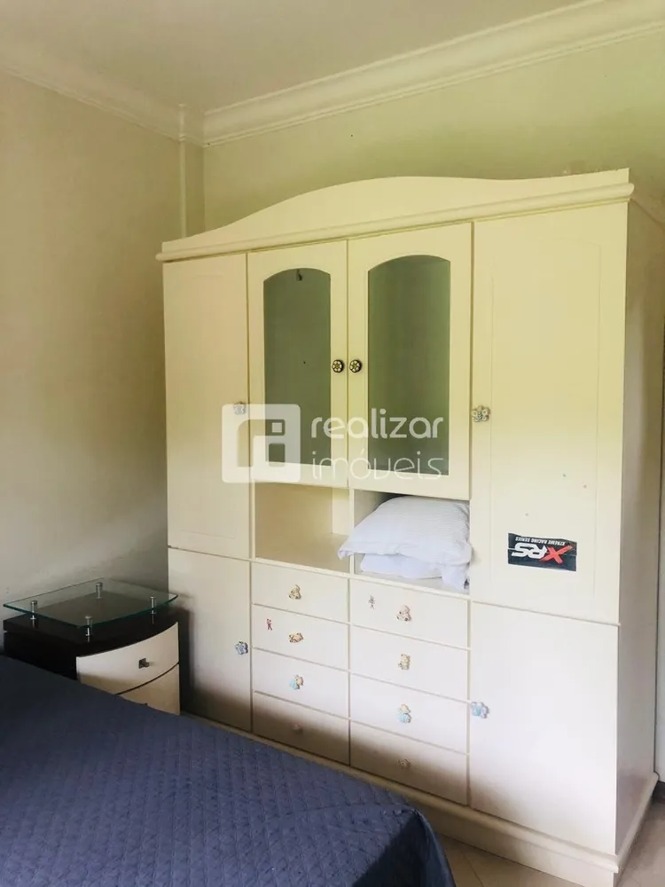Casa, 4 quartos, 240 m² - Foto 2