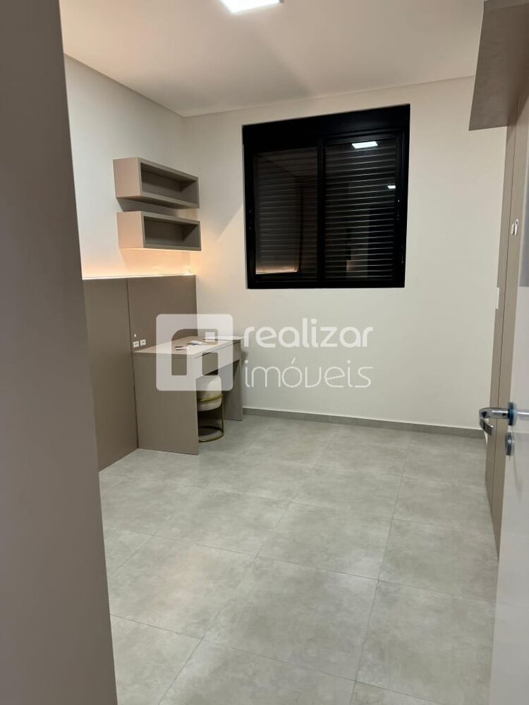 Apartamento para alugar com 2 quartos, 90m² - Foto 2