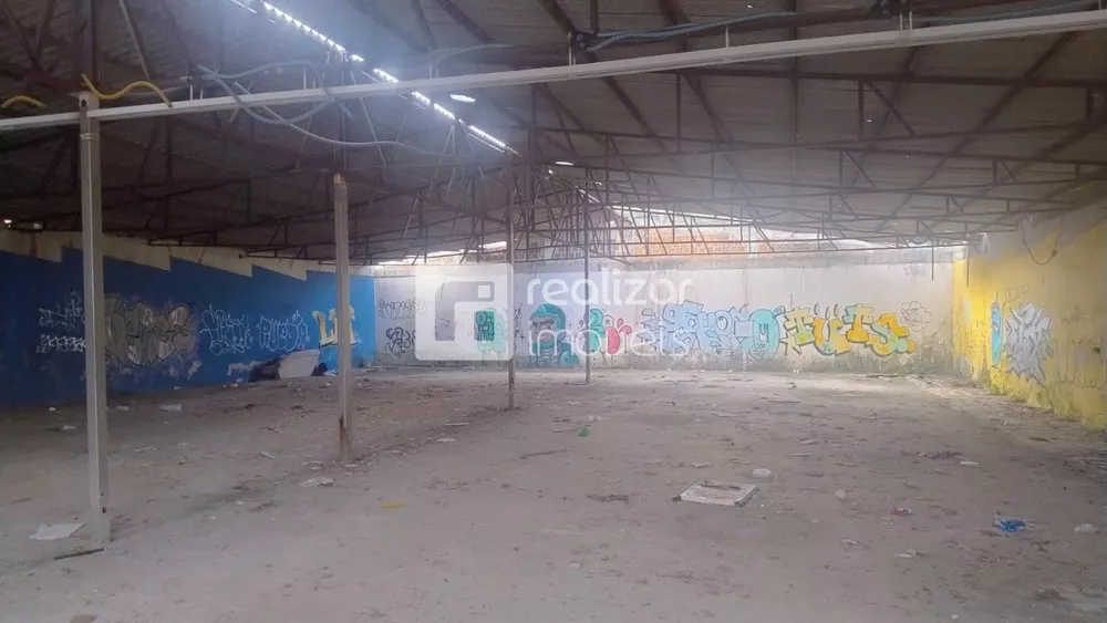 Depósito-Galpão, 1200 m² - Foto 2