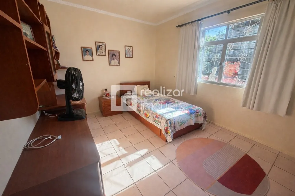 Casa, 4 quartos, 350 m² - Foto 12