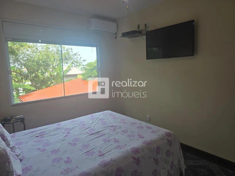 Casa, 3 quartos, 230 m² - Foto 3