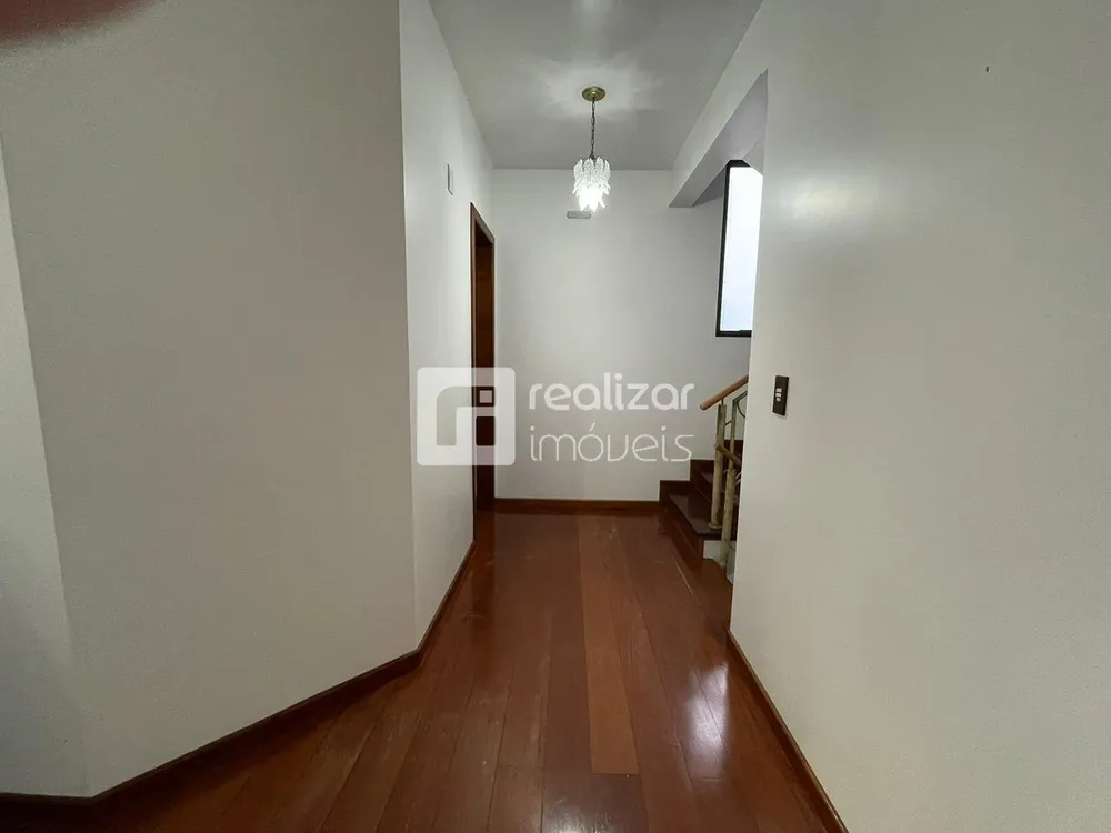 Casa, 4 quartos, 315 m² - Foto 1
