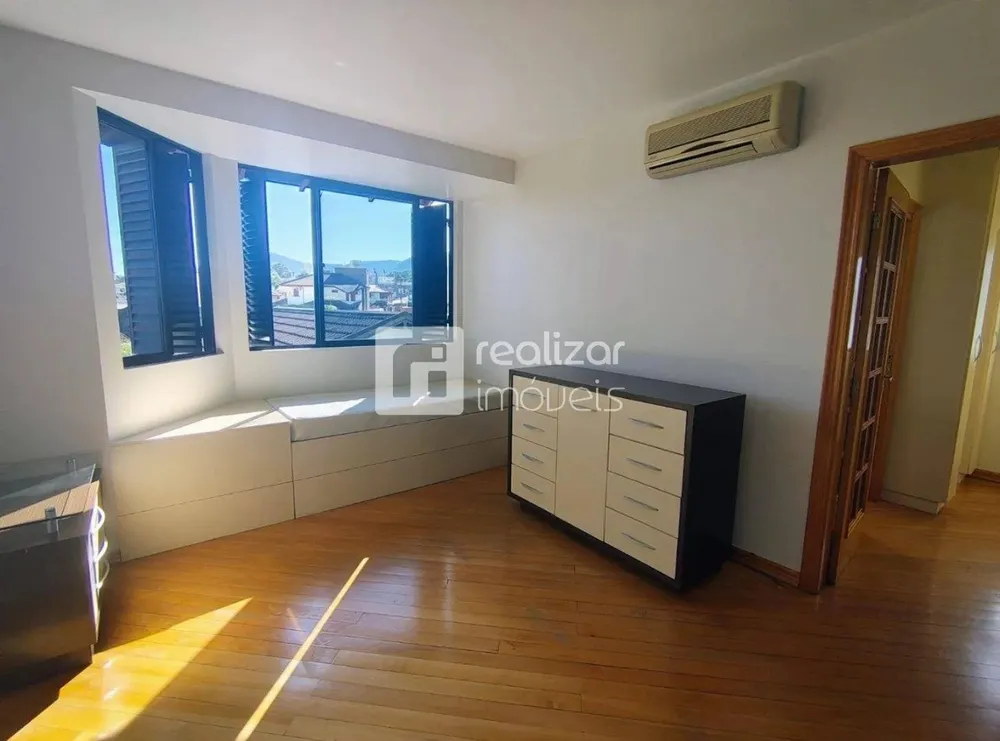 Casa, 3 quartos, 300 m² - Foto 10