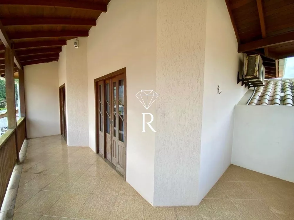 Casa, 4 quartos, 170 m² - Foto 2