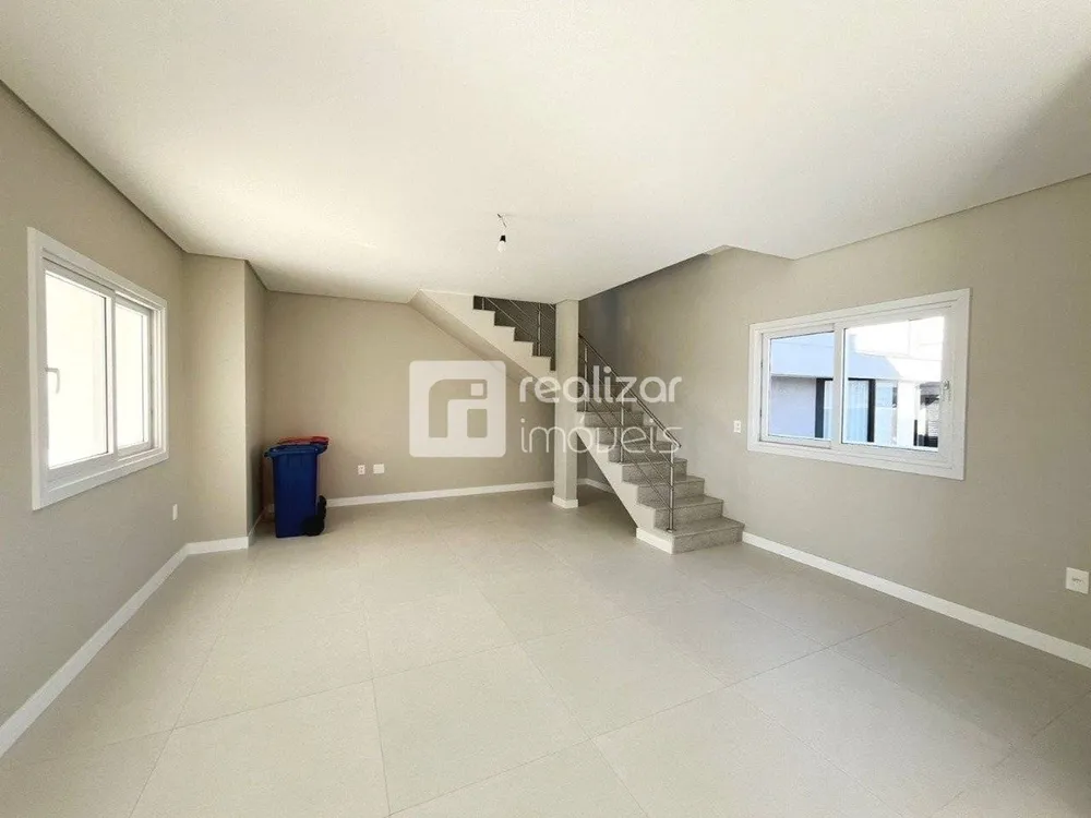 Casa, 3 quartos, 199 m² - Foto 4