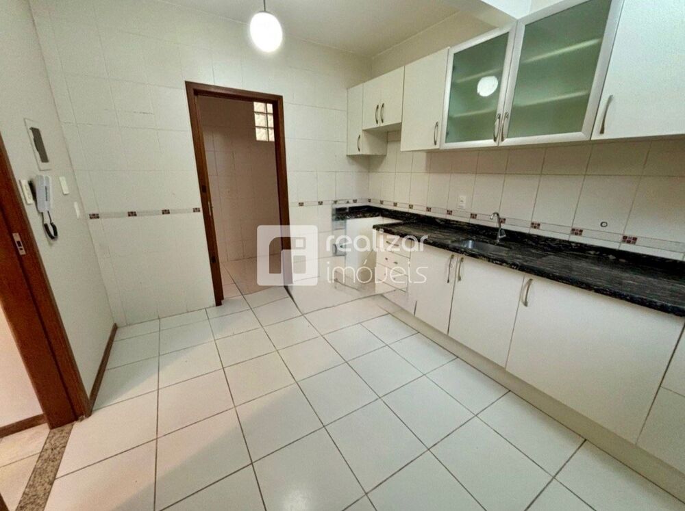 Casa para alugar com 3 quartos, 100m² - Foto 1