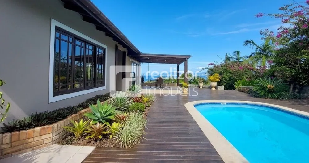Casa, 6 quartos, 314 m² - Foto 1