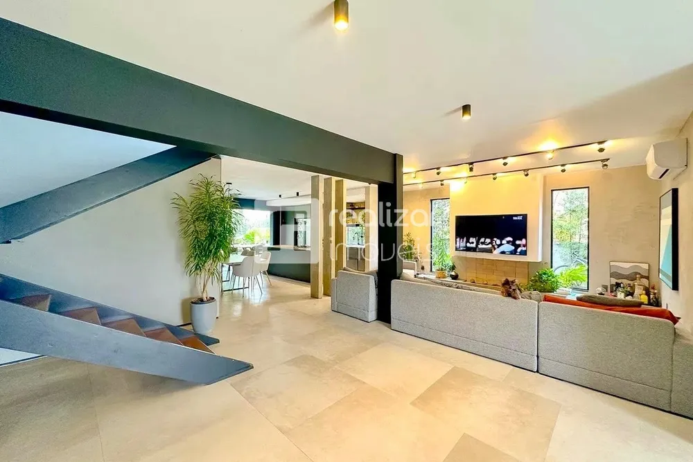 Casa, 4 quartos, 315 m² - Foto 4