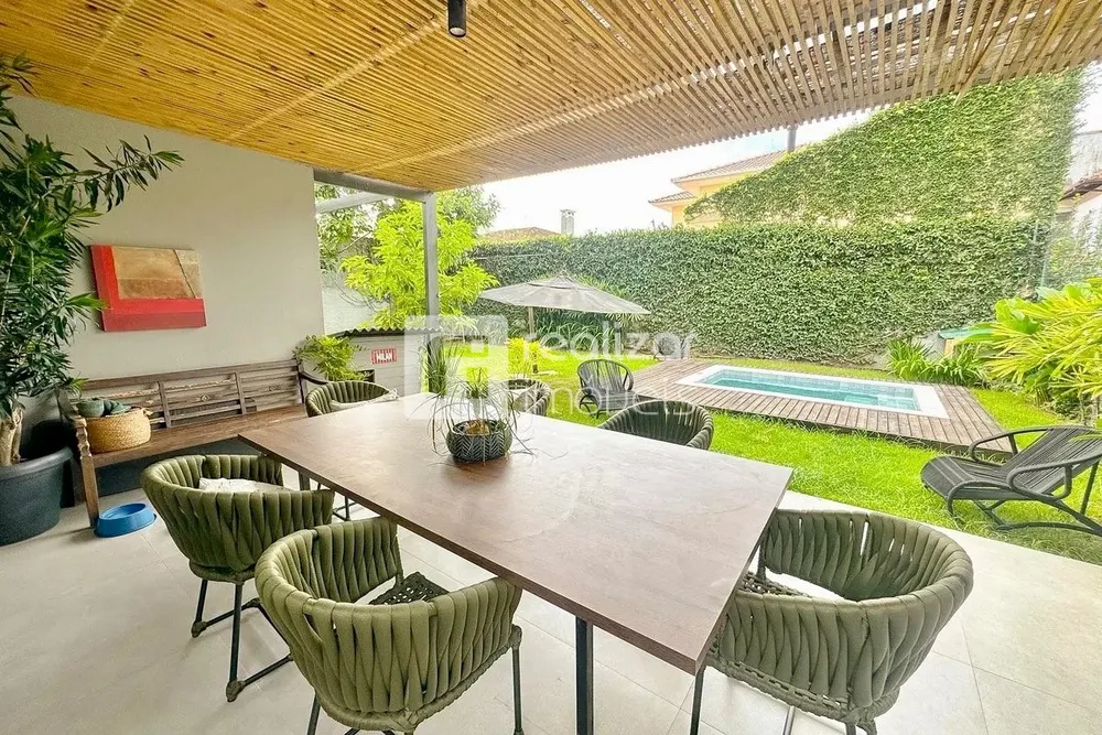 Casa, 4 quartos, 315 m² - Foto 1