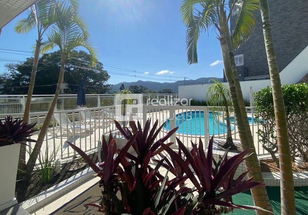 Apartamento à venda com 4 quartos, 150m² - Foto 8