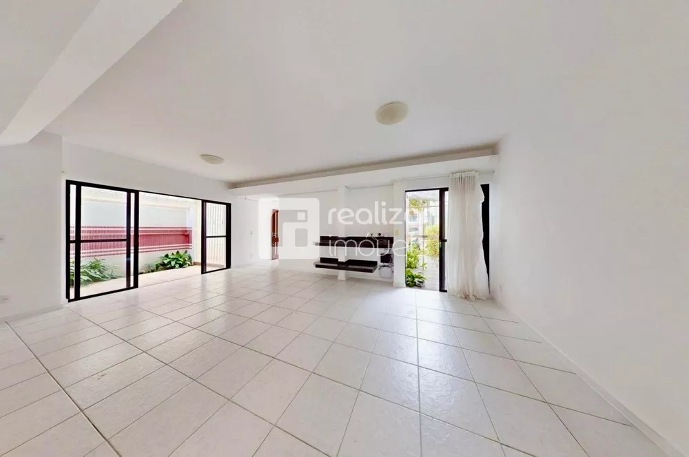 Casa, 3 quartos, 290 m² - Foto 4
