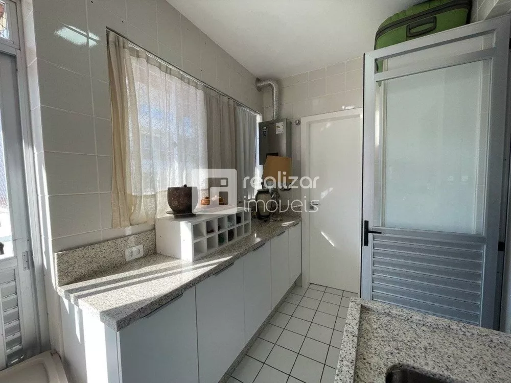 Cobertura, 4 quartos, 225 m² - Foto 1