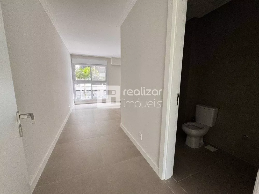 Apartamento, 3 quartos, 187 m² - Foto 2