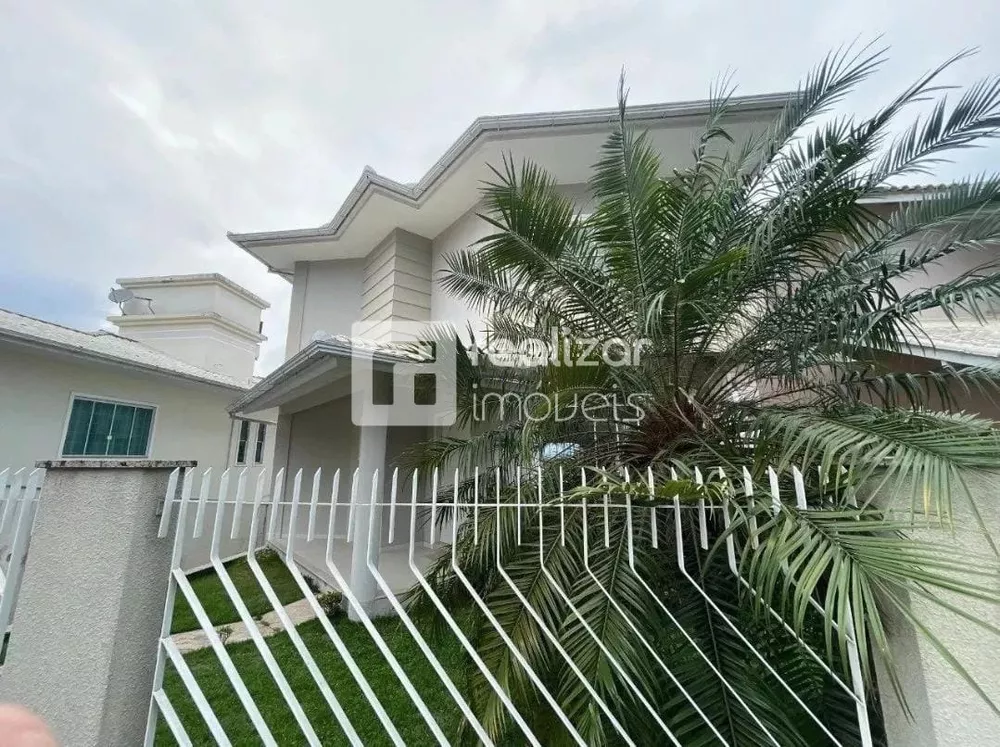 Casa, 3 quartos, 249 m² - Foto 2