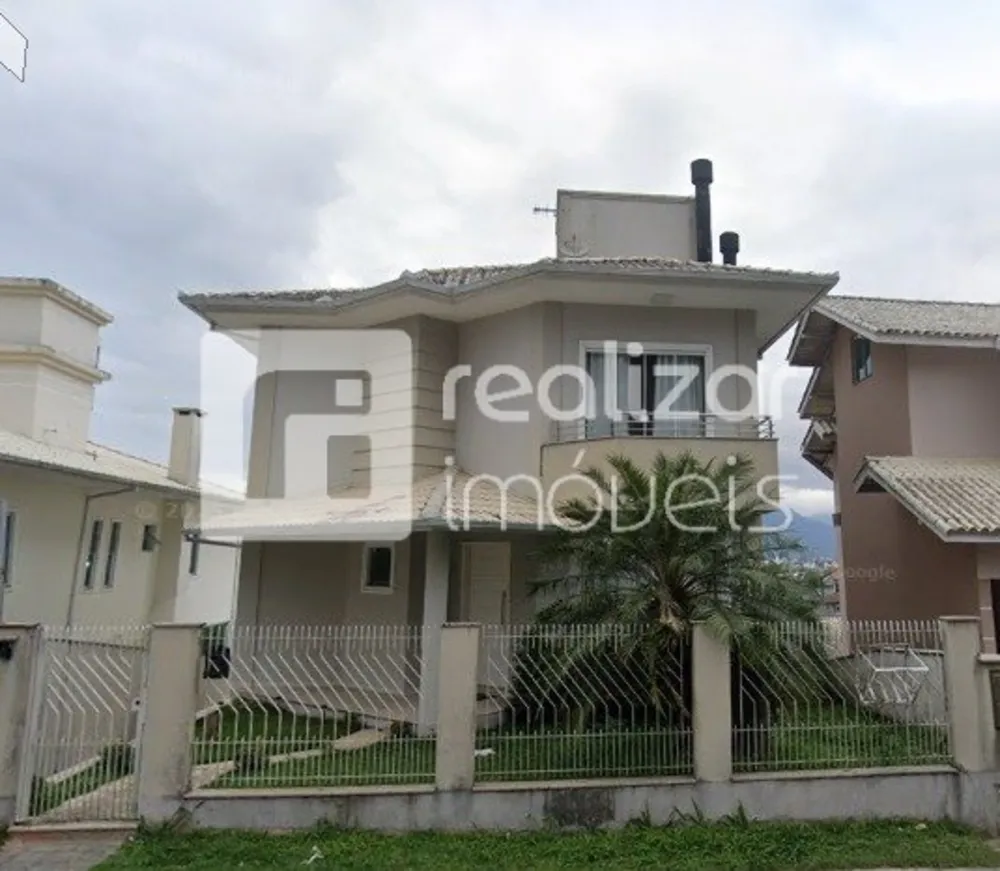 Casa, 3 quartos, 249 m² - Foto 1