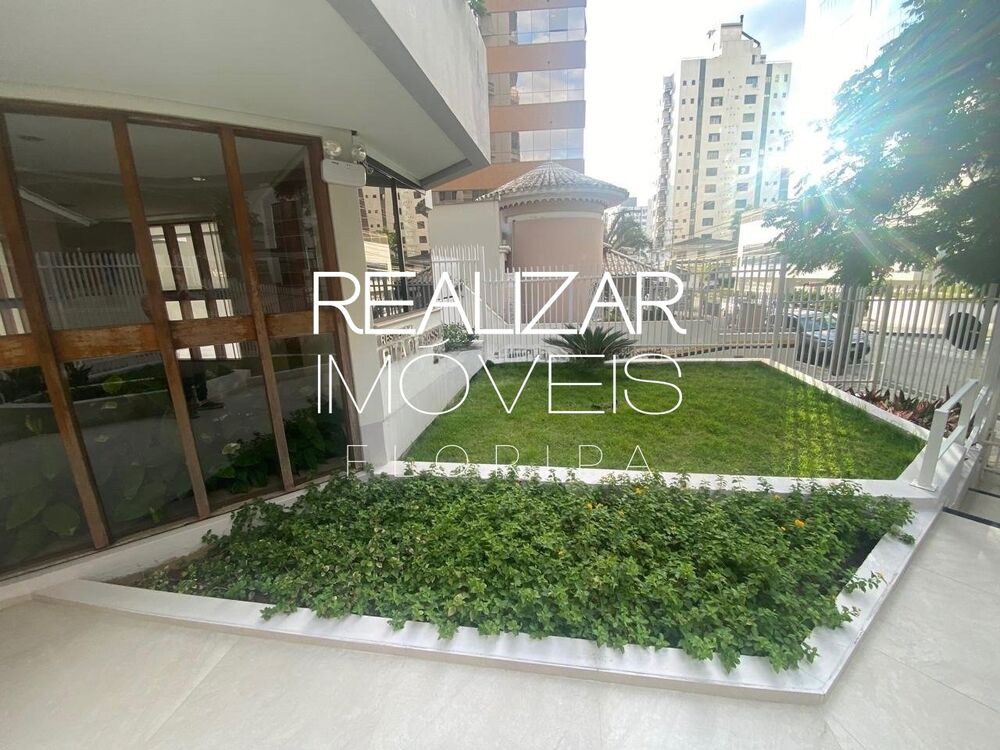 Apartamento para alugar com 3 quartos, 182m² - Foto 1
