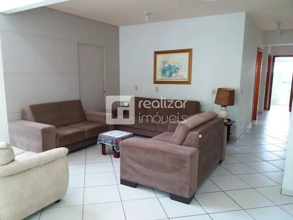 Casa, 7 quartos, 450 m² - Foto 3