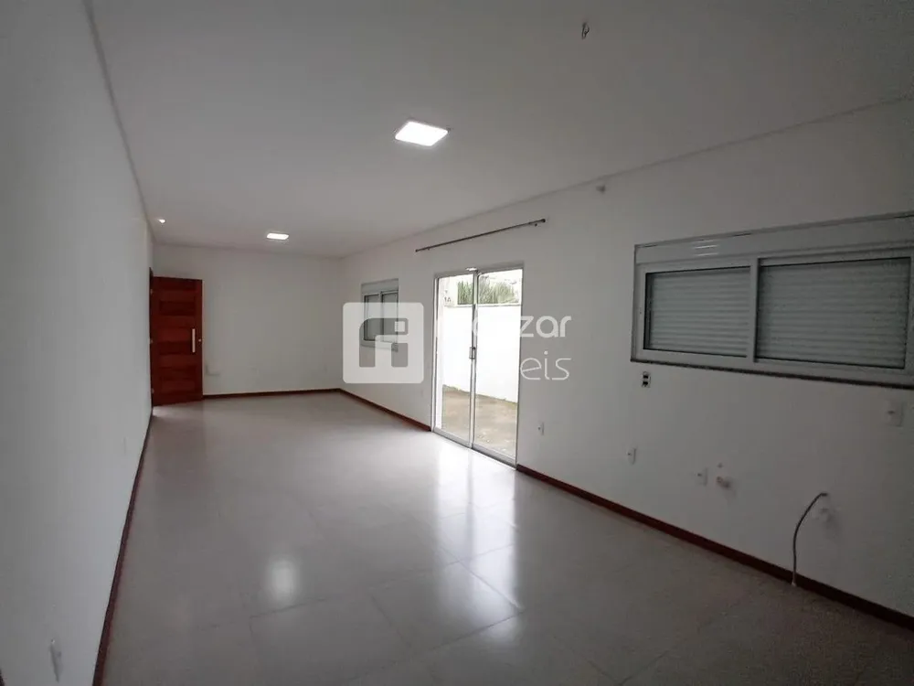 Casa, 2 quartos, 131 m² - Foto 4