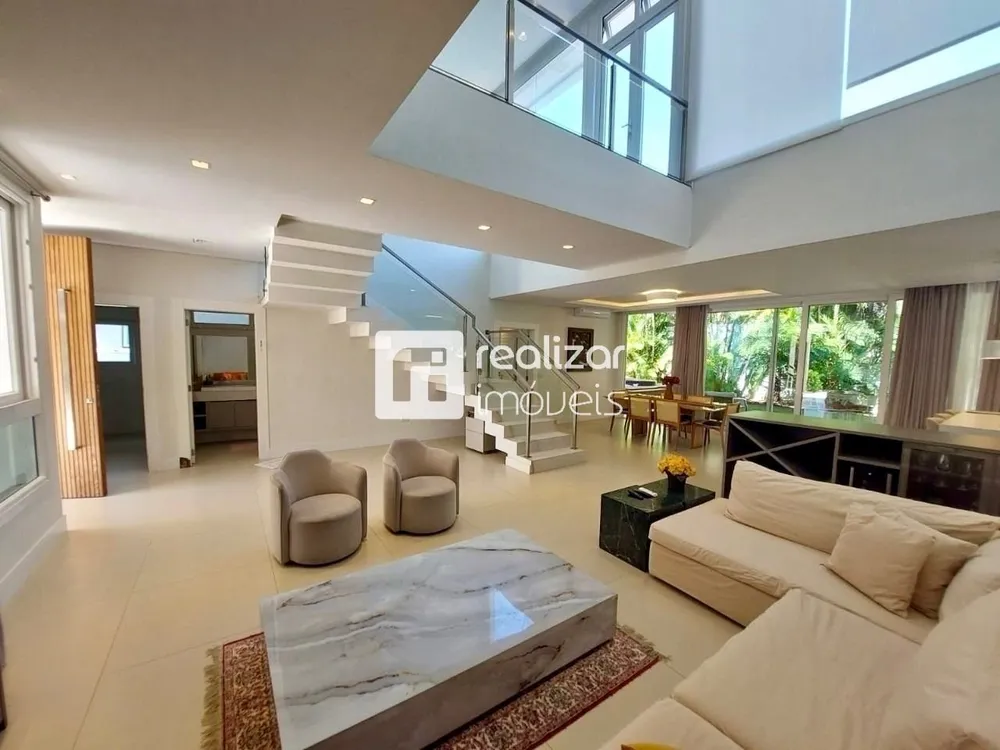 Casa, 5 quartos, 417 m² - Foto 1