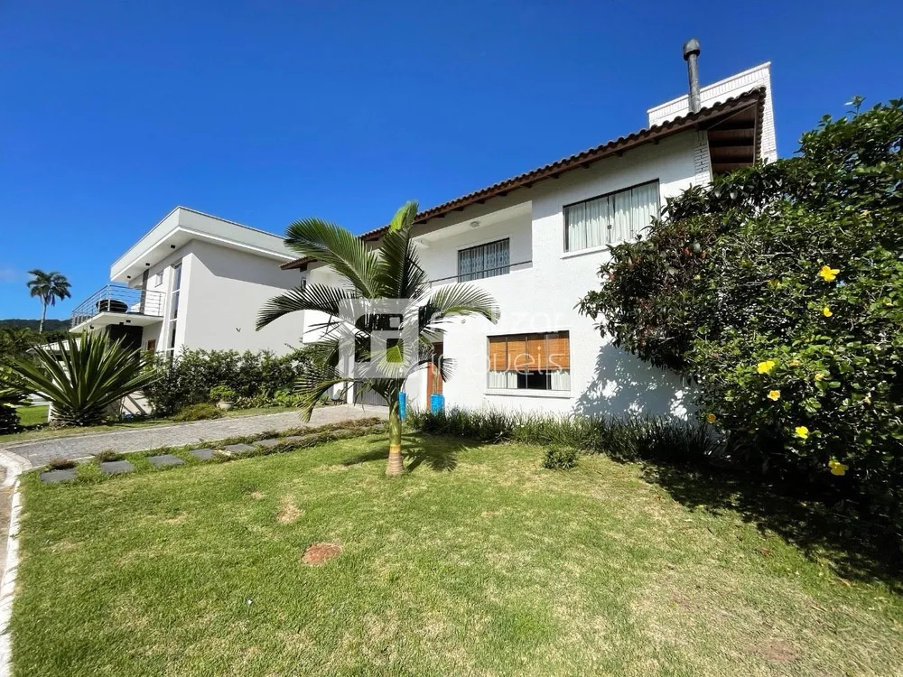 Casa, 4 quartos, 267 m² - Foto 1