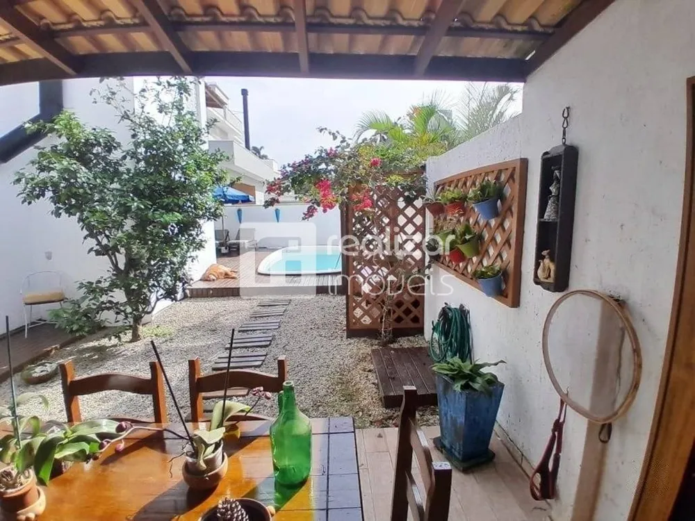 Casa, 4 quartos, 267 m² - Foto 13