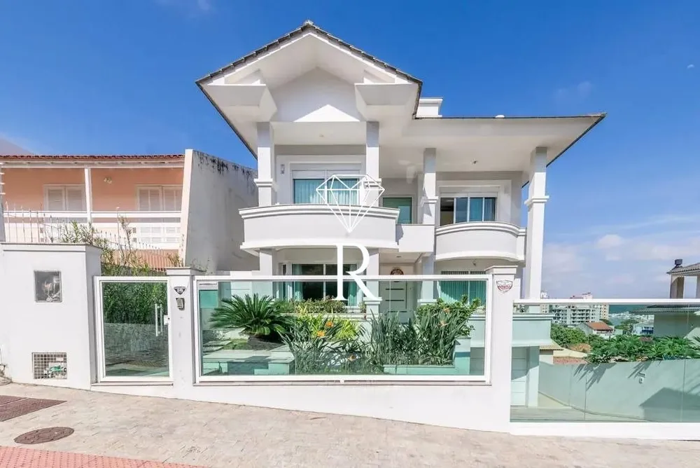 Casa, 4 quartos, 505 m² - Foto 1
