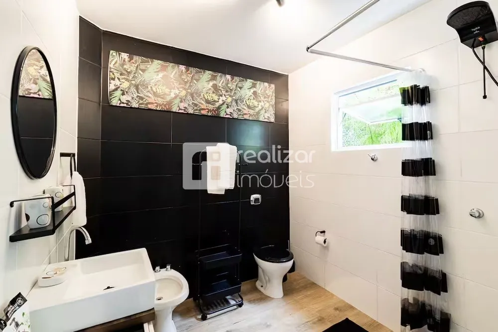 Casa, 4 quartos, 200 m² - Foto 1