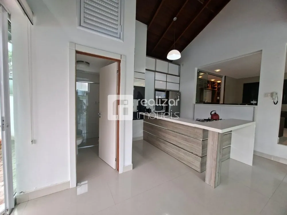 Casa, 4 quartos, 204 m² - Foto 9
