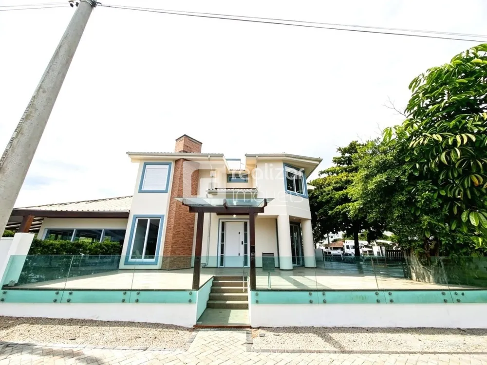 Casa, 4 quartos, 204 m² - Foto 2