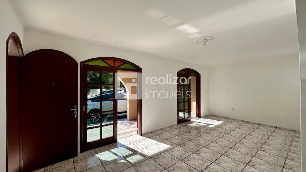 Casa, 3 quartos, 200 m² - Foto 3