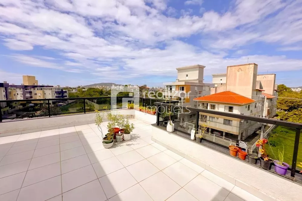 Cobertura, 2 quartos, 300 m² - Foto 1