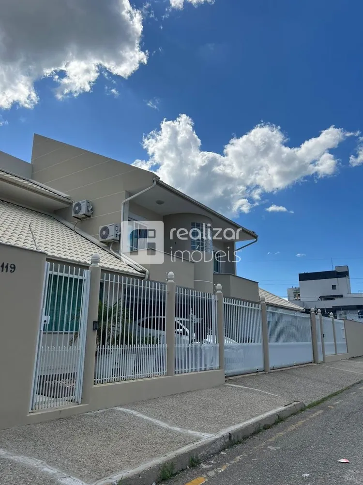 Casa, 3 quartos, 216 m² - Foto 32