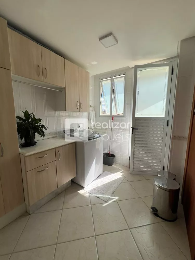 Casa, 3 quartos, 216 m² - Foto 9