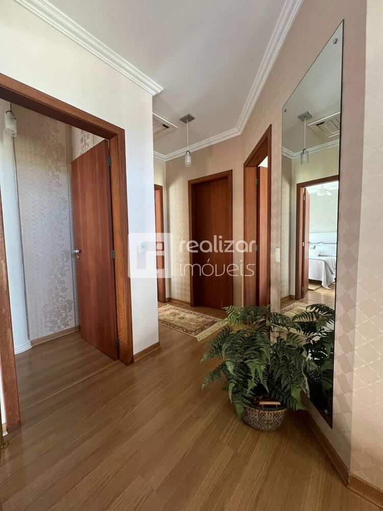 Casa à venda e aluguel com 3 quartos, 216m² - Foto 11