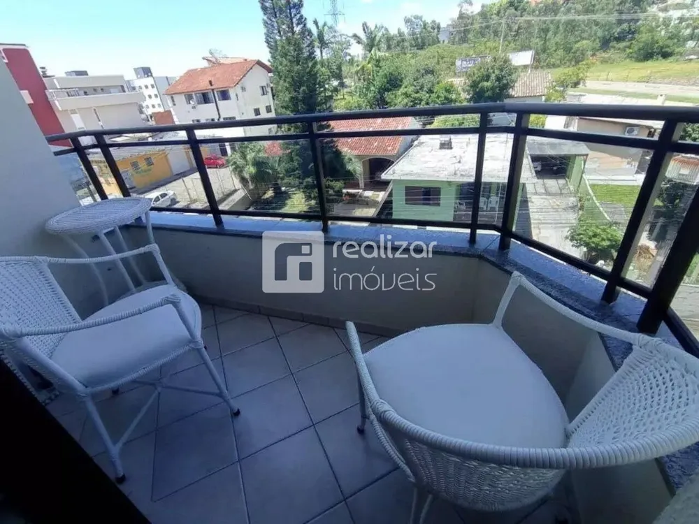 Cobertura, 3 quartos, 244 m² - Foto 1