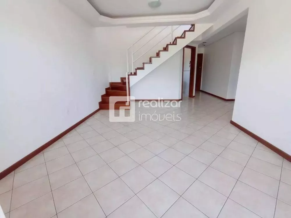 Cobertura, 3 quartos, 244 m² - Foto 1