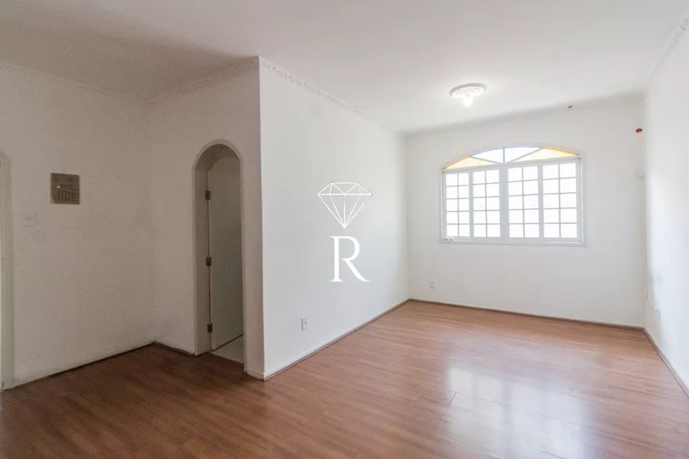 Casa para alugar com 3 quartos, 400m² - Foto 3