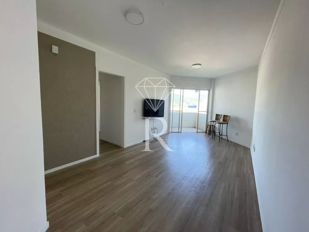 Apartamento para alugar com 3 quartos, 94m² - Foto 1