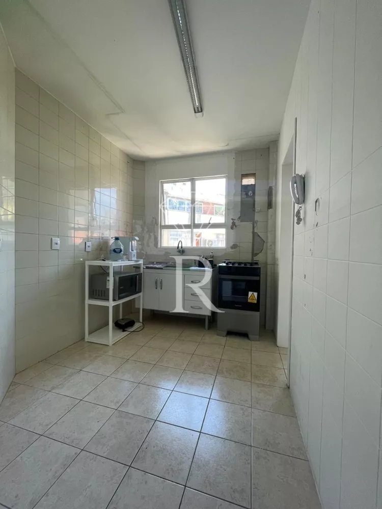 Apartamento para alugar com 3 quartos, 94m² - Foto 5